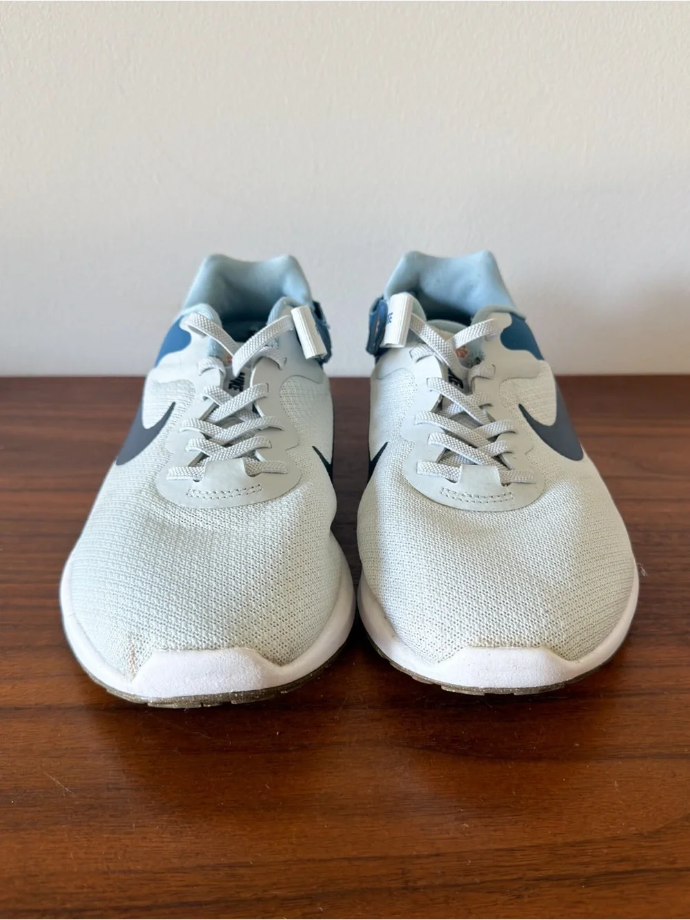 Nike Revolution 6 FlyEase Men's 8 Wide Running Shoes White Blue DD8476-002